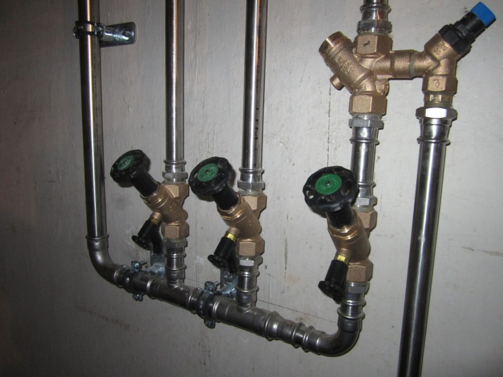 Wasseraufbereitung | Küchenarmaturen – Kehrichtsystem ersetzen & mehr Wasseraufbereitung | Küchenarmaturen – Kehrichtsystem ersetzen & mehr